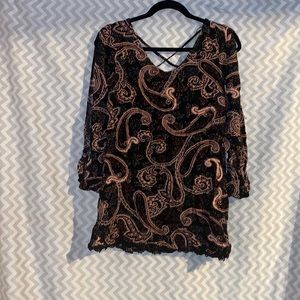 Open arm dress shirt